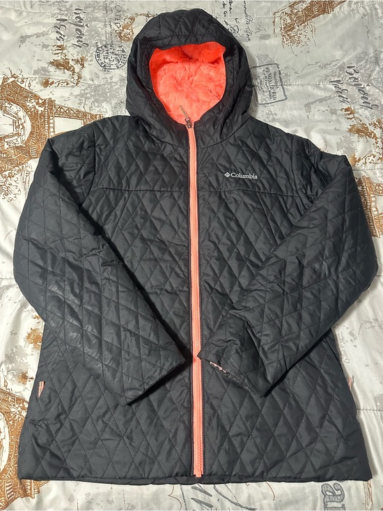 Columbia Jackets & Blazers - Columbia Black Quilted Jacket with Coral Accents